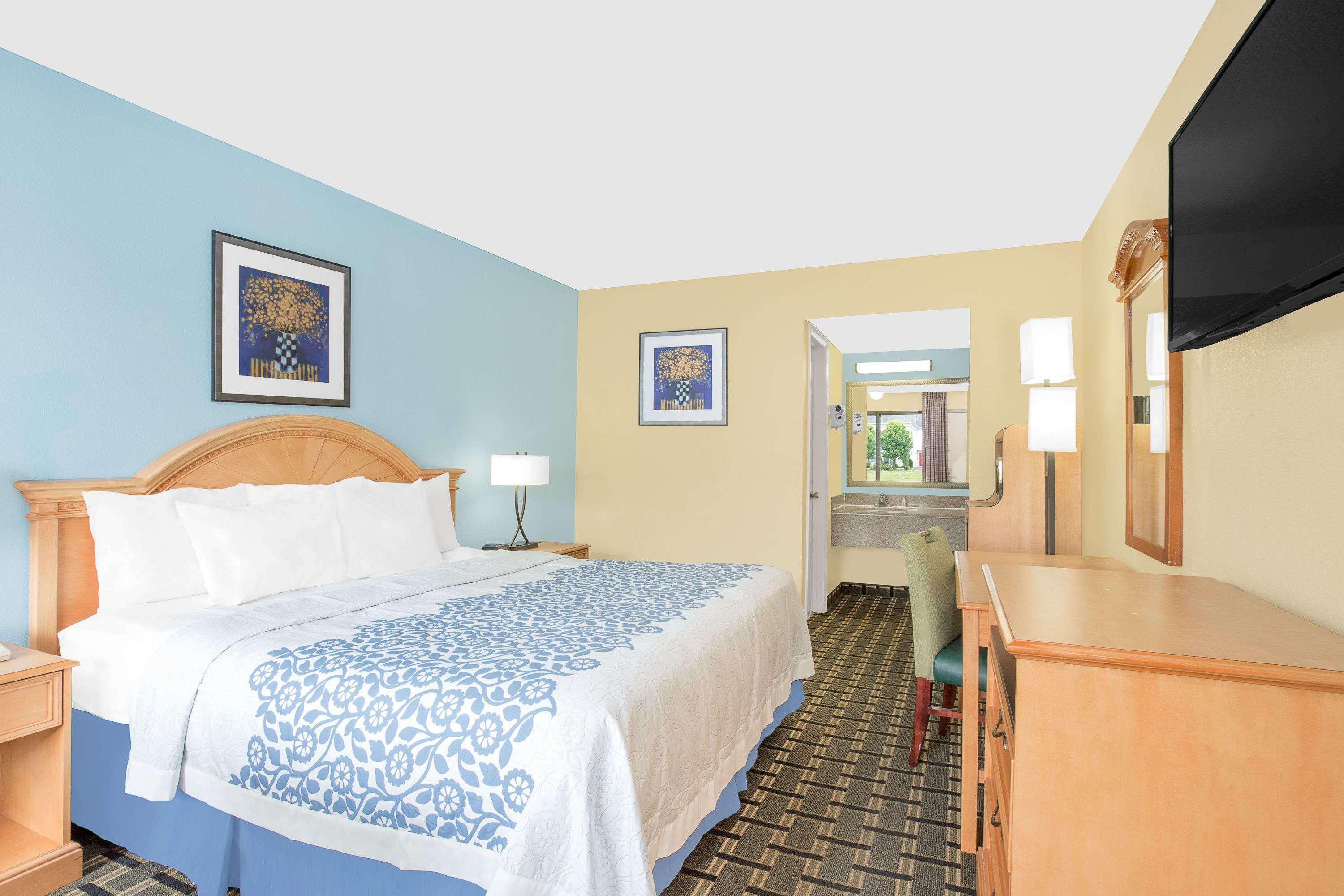 Days Inn By Wyndham Ruther Glen Kings Dominion Area Extérieur photo