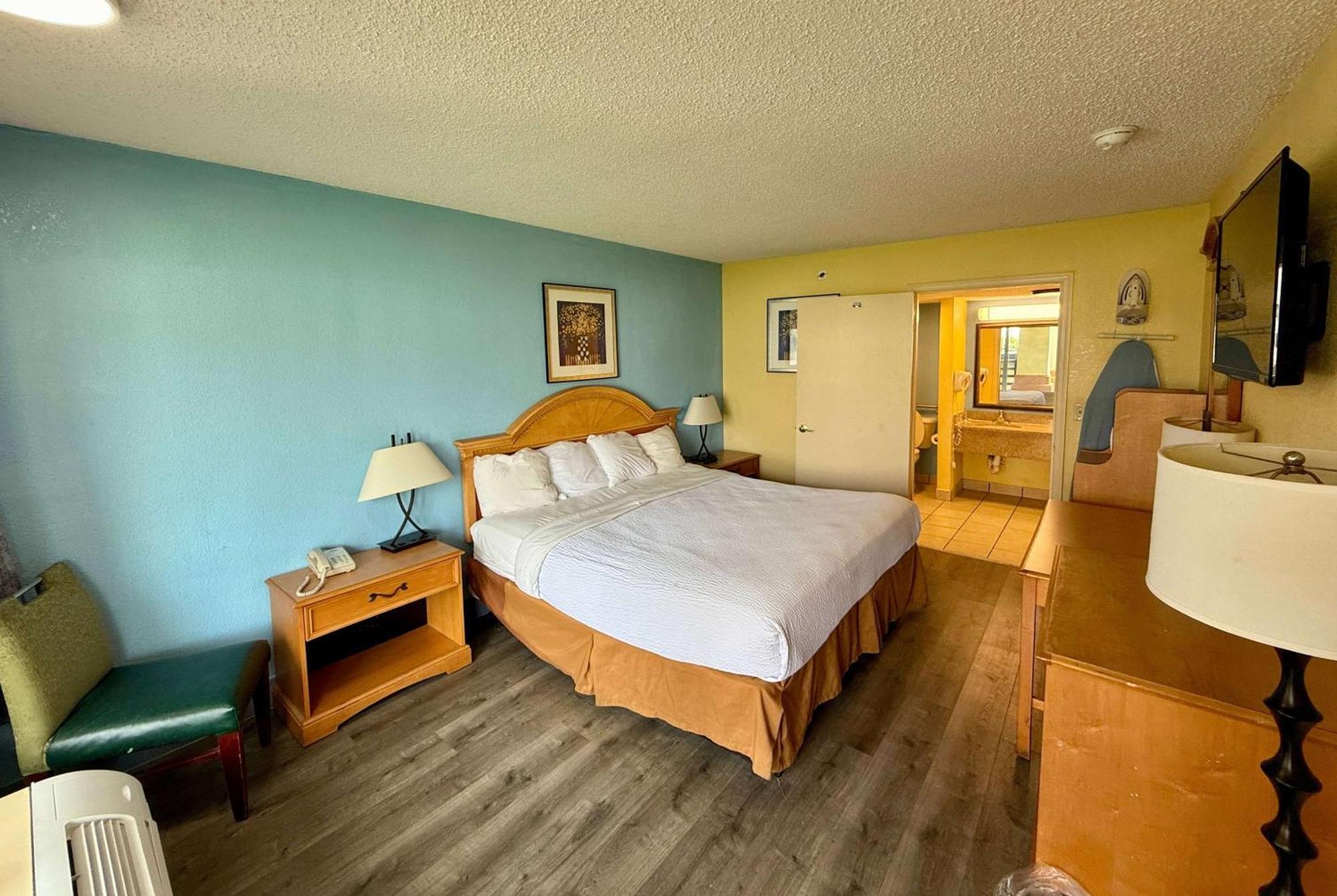 Days Inn By Wyndham Ruther Glen Kings Dominion Area Extérieur photo