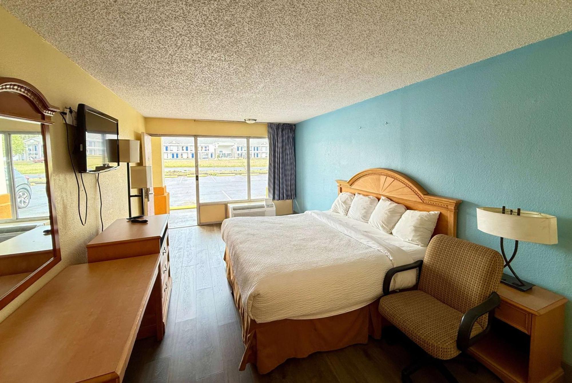 Days Inn By Wyndham Ruther Glen Kings Dominion Area Extérieur photo