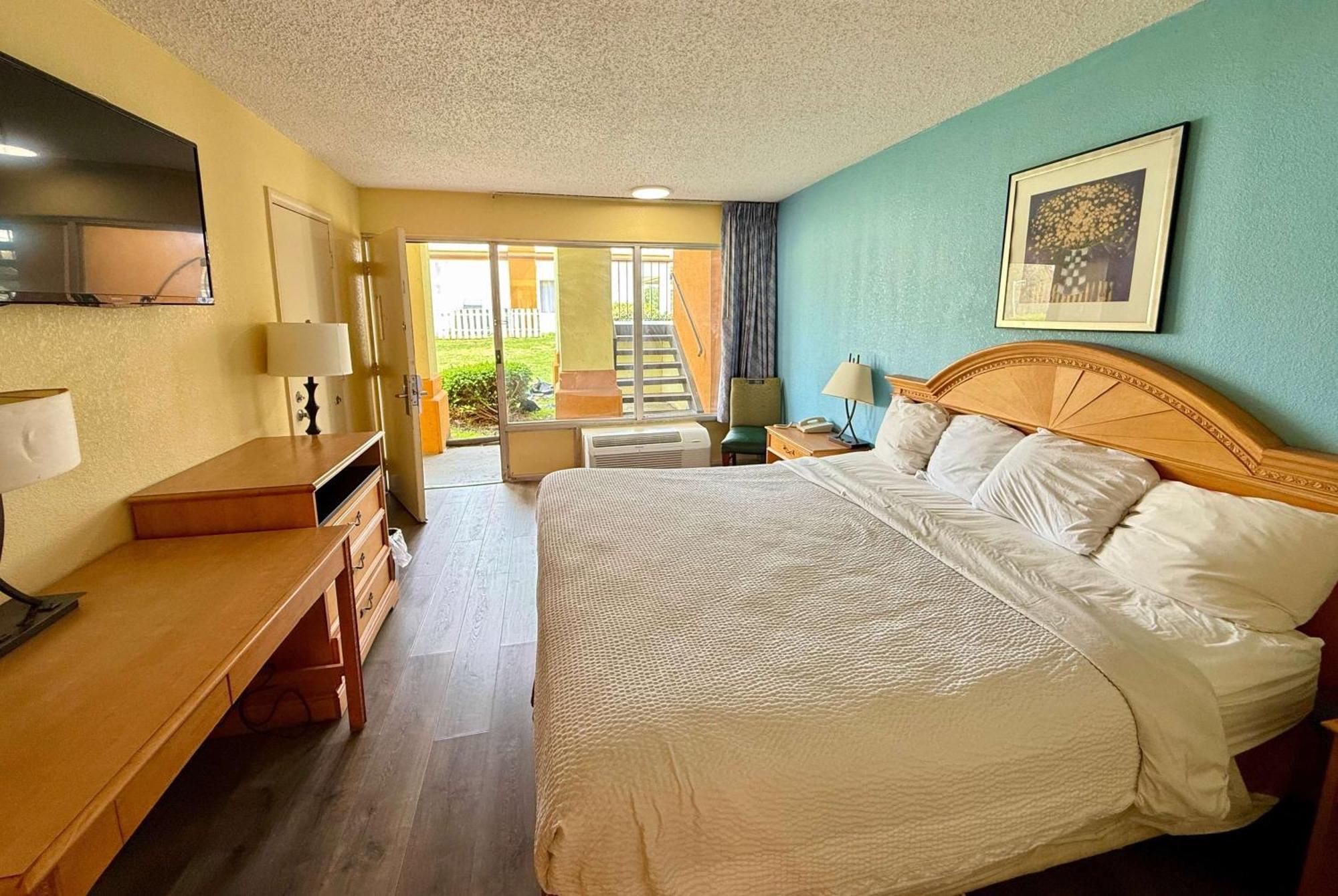 Days Inn By Wyndham Ruther Glen Kings Dominion Area Extérieur photo