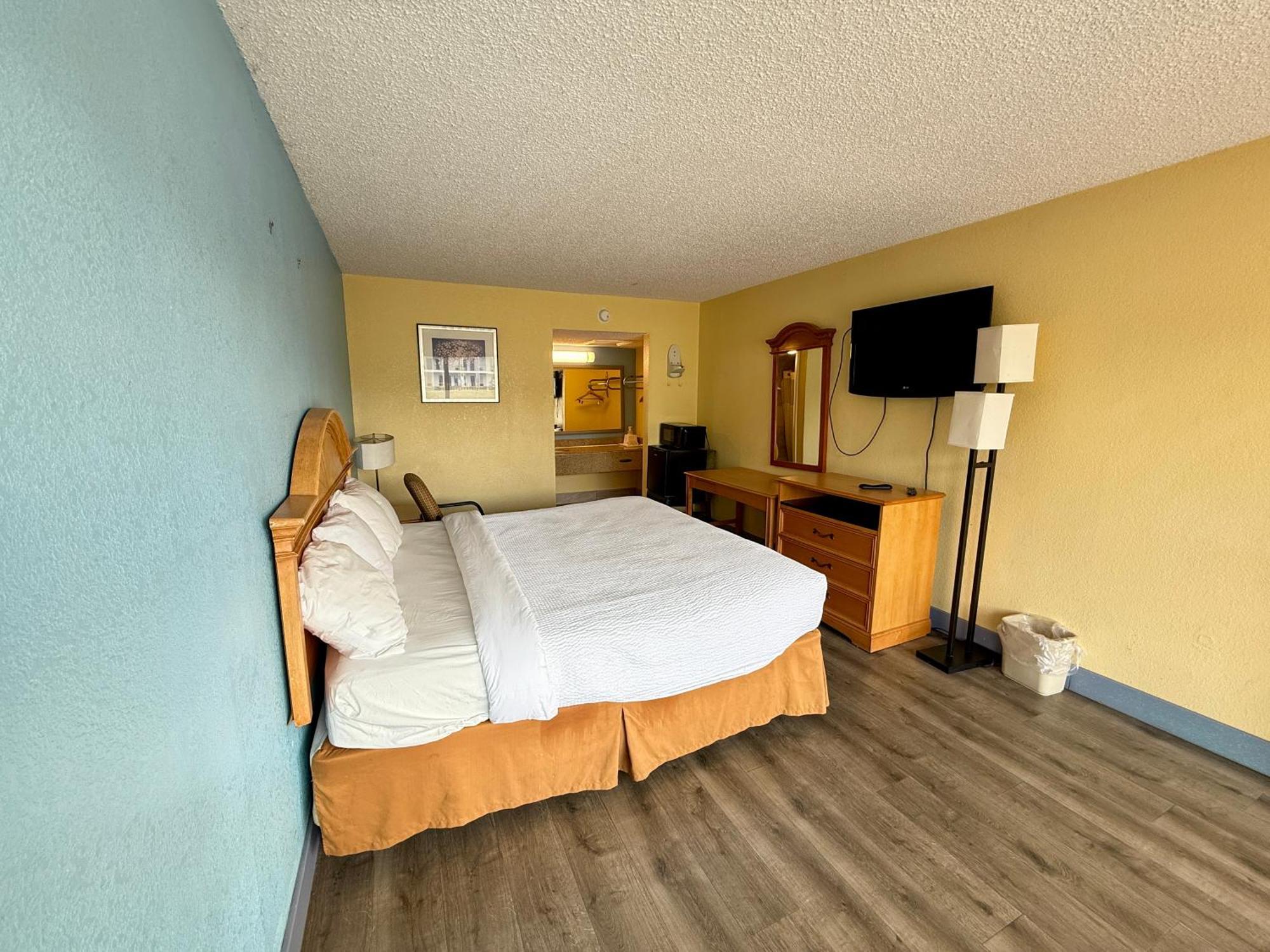 Days Inn By Wyndham Ruther Glen Kings Dominion Area Extérieur photo